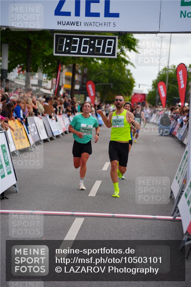 20.09.2026 - PSD Bank Halbmarathon LAZAROV Photography http://msf.ph/oto/10503101 20.09.2026 11:36:48 Ziel 1670, 2157, 2487, 2722, 4143, 4503 meine-sportfotos.de