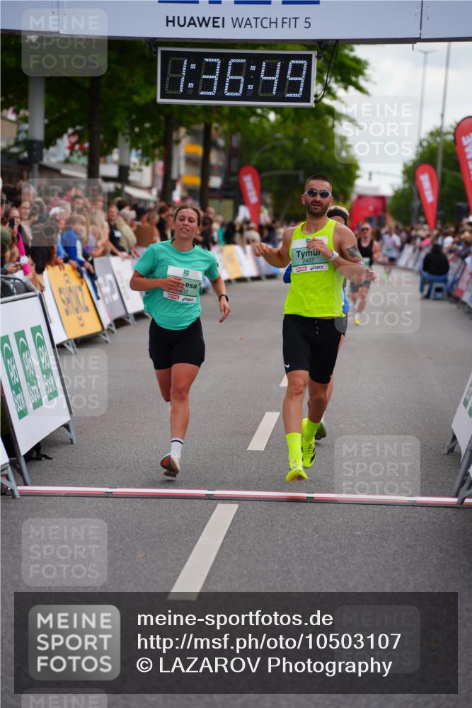 20.09.2026 - PSD Bank Halbmarathon LAZAROV Photography http://msf.ph/oto/10503107 20.09.2026 11:36:49 Ziel 1670, 2157, 2487, 2722, 4143, 4503 meine-sportfotos.de