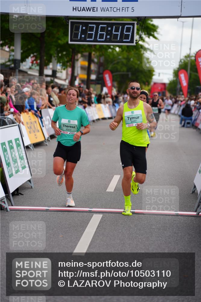 20.09.2026 - PSD Bank Halbmarathon LAZAROV Photography http://msf.ph/oto/10503110 20.09.2026 11:36:49 Ziel 1670, 2157, 2487, 2722, 4143, 4503 meine-sportfotos.de