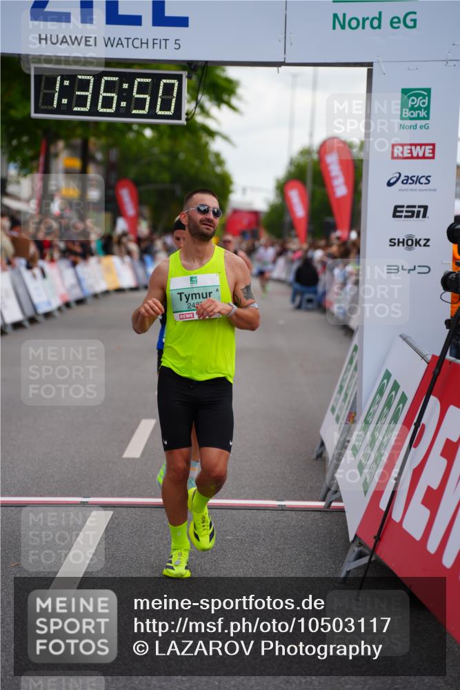 20.09.2026 - PSD Bank Halbmarathon LAZAROV Photography http://msf.ph/oto/10503117 20.09.2026 11:36:50 Ziel 1319, 1670, 2157, 2487, 2722, 4143, 4503 meine-sportfotos.de