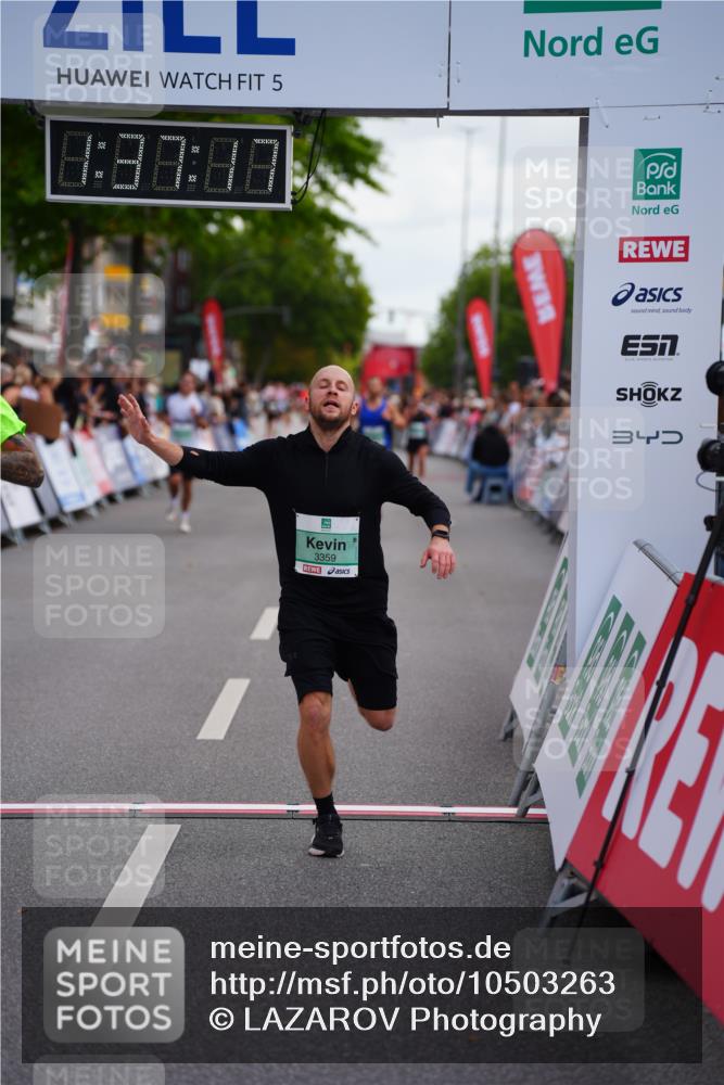 20.09.2026 - PSD Bank Halbmarathon LAZAROV Photography http://msf.ph/oto/10503263 20.09.2026 11:37:17 Ziel 1812, 2102, 3359, 4796 meine-sportfotos.de