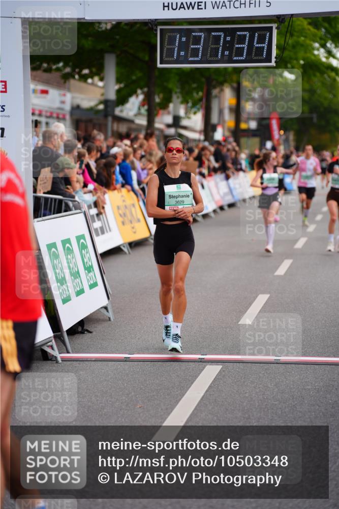 20.09.2026 - PSD Bank Halbmarathon LAZAROV Photography http://msf.ph/oto/10503348 20.09.2026 11:37:33 Ziel 1676, 1944, 2500, 2735, 3312, 3629, 4132 meine-sportfotos.de