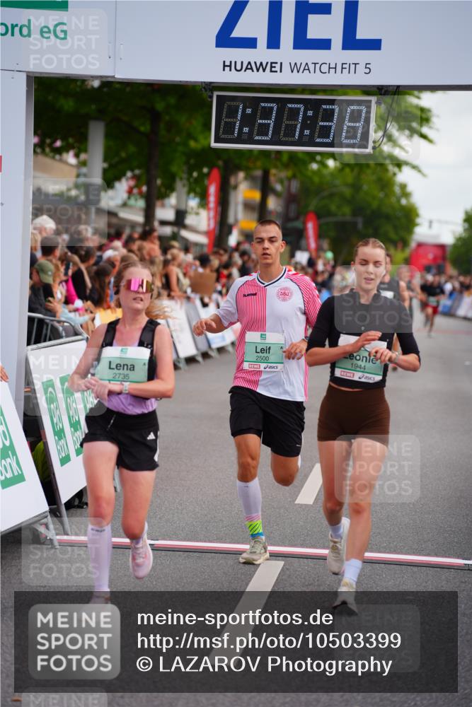 20.09.2026 - PSD Bank Halbmarathon LAZAROV Photography http://msf.ph/oto/10503399 20.09.2026 11:37:37 Ziel 1291, 1353, 1944, 2500, 2735, 3312, 3629, 4132 meine-sportfotos.de