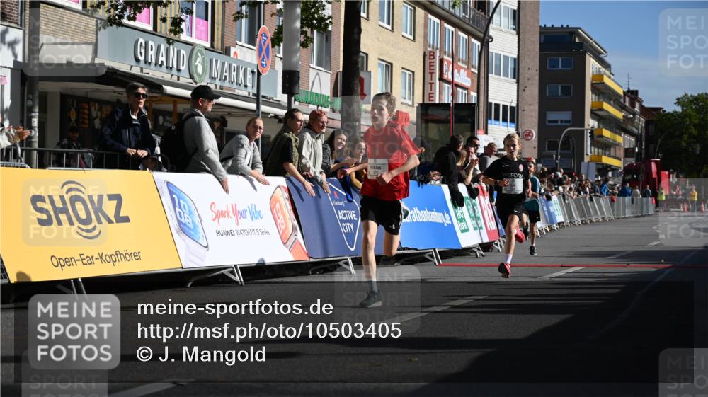 20.09.2026 - PSD Bank Halbmarathon J. Mangold http://msf.ph/oto/10503405 20.09.2026 10:27:25 Ziel 101, 201, 348, 372 meine-sportfotos.de