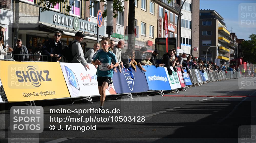 20.09.2026 - PSD Bank Halbmarathon J. Mangold http://msf.ph/oto/10503428 20.09.2026 10:27:27 Ziel 101, 201, 348, 372 meine-sportfotos.de
