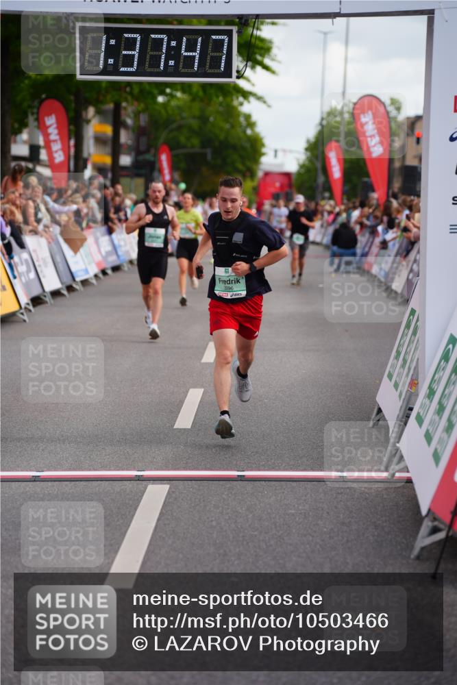 20.09.2026 - PSD Bank Halbmarathon LAZAROV Photography http://msf.ph/oto/10503466 20.09.2026 11:37:46 Ziel 1291, 1353, 3296, 4127, 4371 meine-sportfotos.de