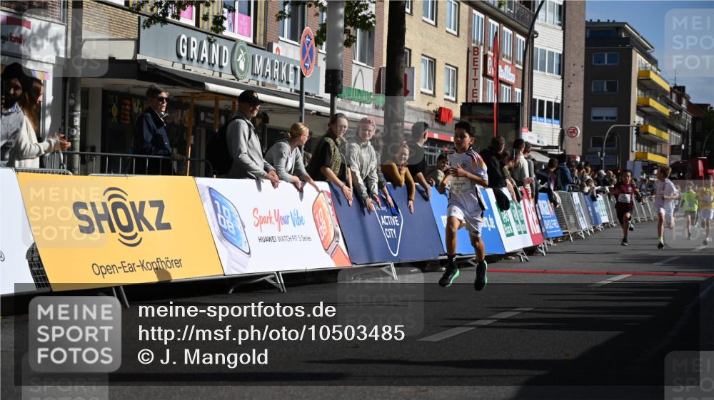 20.09.2026 - PSD Bank Halbmarathon J. Mangold http://msf.ph/oto/10503485 20.09.2026 10:27:52 Ziel 216, 241, 250, 445, 457 meine-sportfotos.de