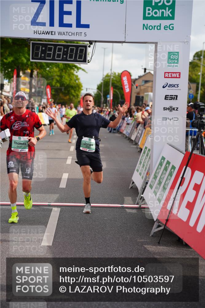 20.09.2026 - PSD Bank Halbmarathon LAZAROV Photography http://msf.ph/oto/10503597 20.09.2026 11:37:59 Ziel 1219, 2161, 3100, 4163, 4197, 4415, 4437, 4766 meine-sportfotos.de