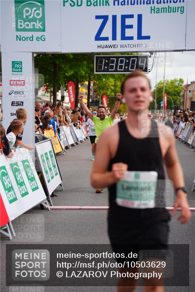 20.09.2026 - PSD Bank Halbmarathon LAZAROV Photography http://msf.ph/oto/10503629 20.09.2026 11:38:04 Ziel 1062, 1187, 2161, 3164, 4163, 4197, 4415, 4437 meine-sportfotos.de