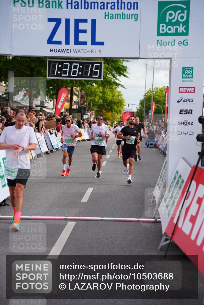 20.09.2026 - PSD Bank Halbmarathon LAZAROV Photography http://msf.ph/oto/10503688 20.09.2026 11:38:14 Ziel 2668, 2673, 3095, 3164, 3631, 3990, 4147 meine-sportfotos.de