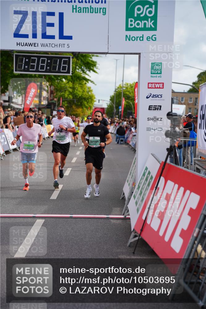 20.09.2026 - PSD Bank Halbmarathon LAZAROV Photography http://msf.ph/oto/10503695 20.09.2026 11:38:15 Ziel 2668, 2673, 3095, 3164, 3631, 3990, 4147 meine-sportfotos.de