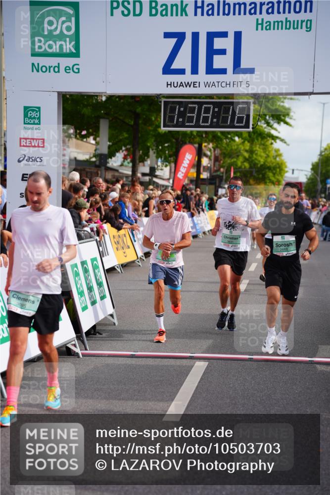 20.09.2026 - PSD Bank Halbmarathon LAZAROV Photography http://msf.ph/oto/10503703 20.09.2026 11:38:16 Ziel 2668, 2673, 3095, 3631, 3990, 4147 meine-sportfotos.de