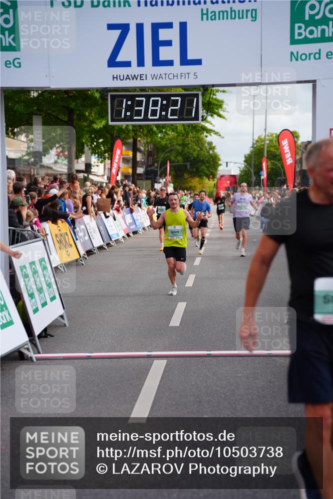 20.09.2026 - PSD Bank Halbmarathon LAZAROV Photography http://msf.ph/oto/10503738 20.09.2026 11:38:21 Ziel 2668, 2673, 3095, 3464, 3631, 3990, 4147, 4767 meine-sportfotos.de