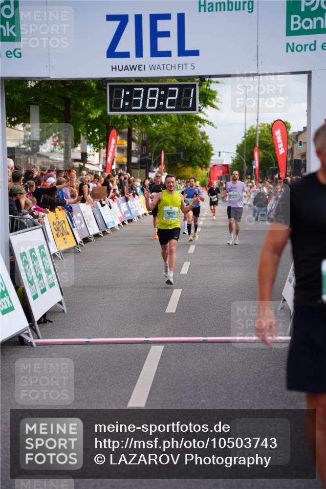 20.09.2026 - PSD Bank Halbmarathon LAZAROV Photography http://msf.ph/oto/10503743 20.09.2026 11:38:21 Ziel 2668, 2673, 3095, 3464, 3631, 3990, 4147, 4767 meine-sportfotos.de