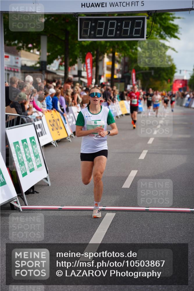 20.09.2026 - PSD Bank Halbmarathon LAZAROV Photography http://msf.ph/oto/10503867 20.09.2026 11:38:41 Ziel 4305, 4778 meine-sportfotos.de