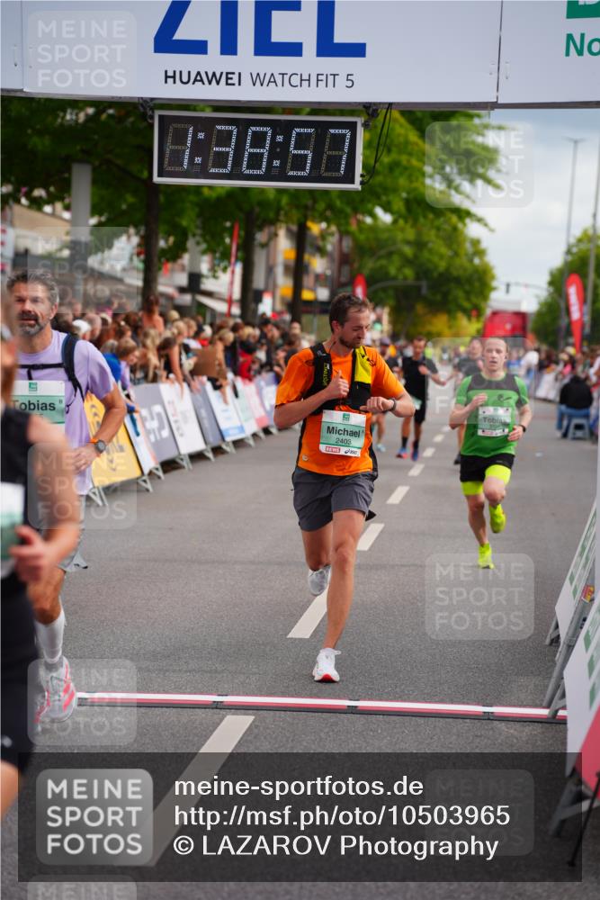 20.09.2026 - PSD Bank Halbmarathon LAZAROV Photography http://msf.ph/oto/10503965 20.09.2026 11:38:57 Ziel 1298, 1483, 1954, 2403, 2515, 2550, 3727, 3885 meine-sportfotos.de