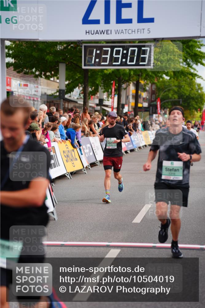 20.09.2026 - PSD Bank Halbmarathon LAZAROV Photography http://msf.ph/oto/10504019 20.09.2026 11:39:03 Ziel 1115, 1298, 1316, 2403, 2515, 2550, 3727, 3885, 4148, 4661 meine-sportfotos.de