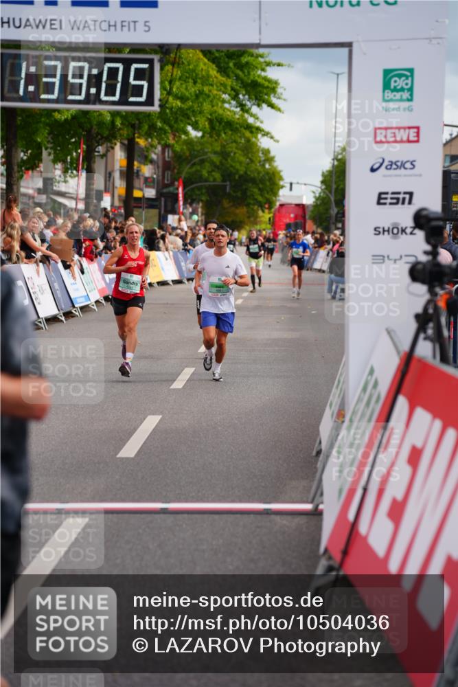 20.09.2026 - PSD Bank Halbmarathon LAZAROV Photography http://msf.ph/oto/10504036 20.09.2026 11:39:04 Ziel 1115, 1316, 1764, 2403, 2515, 3727, 3885, 4148, 4661 meine-sportfotos.de