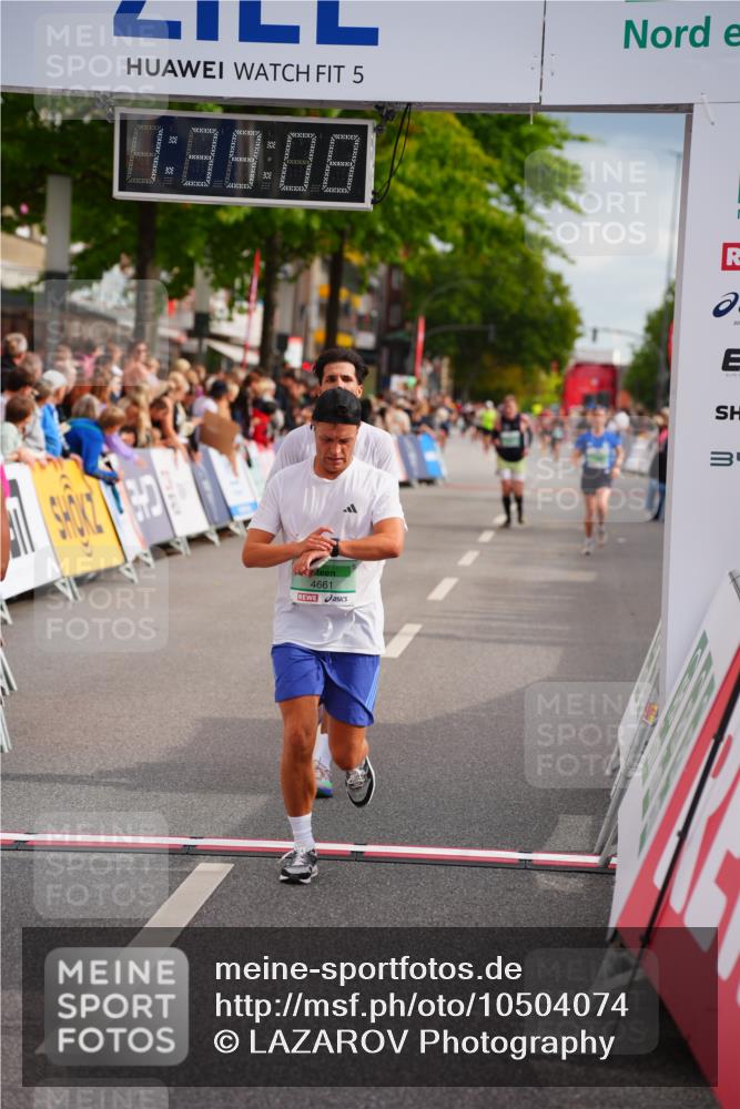 20.09.2026 - PSD Bank Halbmarathon LAZAROV Photography http://msf.ph/oto/10504074 20.09.2026 11:39:07 Ziel 1115, 1316, 1764, 2515, 4148, 4661 meine-sportfotos.de