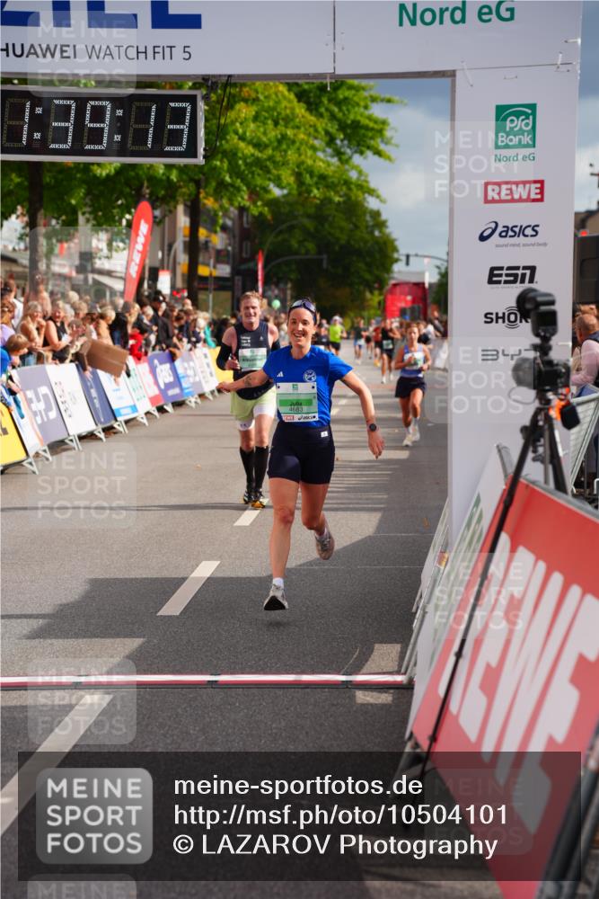20.09.2026 - PSD Bank Halbmarathon LAZAROV Photography http://msf.ph/oto/10504101 20.09.2026 11:39:12 Ziel 1115, 1764, 4106, 4148, 4661, 4683 meine-sportfotos.de