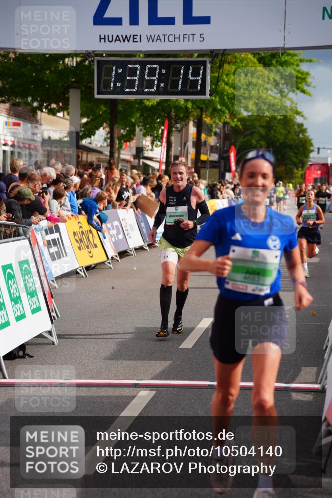 20.09.2026 - PSD Bank Halbmarathon LAZAROV Photography http://msf.ph/oto/10504140 20.09.2026 11:39:14 Ziel 1764, 2984, 4106, 4148, 4661, 4683 meine-sportfotos.de