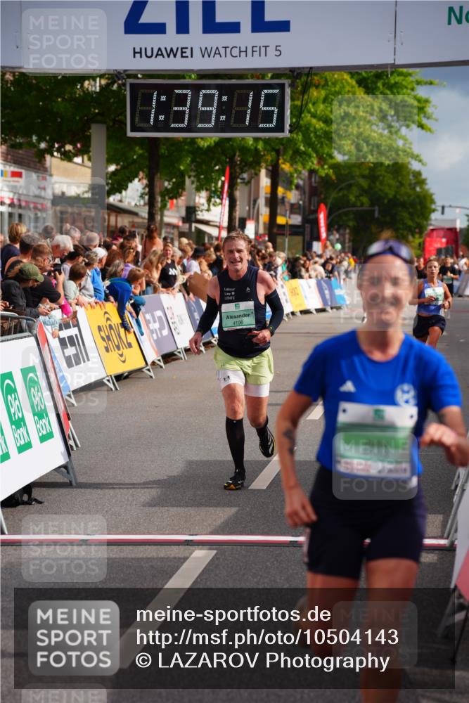 20.09.2026 - PSD Bank Halbmarathon LAZAROV Photography http://msf.ph/oto/10504143 20.09.2026 11:39:14 Ziel 1764, 2984, 4106, 4148, 4661, 4683 meine-sportfotos.de