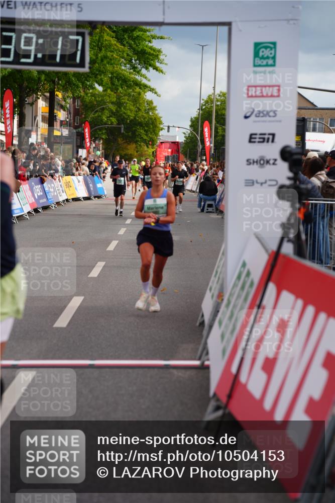 20.09.2026 - PSD Bank Halbmarathon LAZAROV Photography http://msf.ph/oto/10504153 20.09.2026 11:39:16 Ziel 1764, 2984, 4106, 4683 meine-sportfotos.de