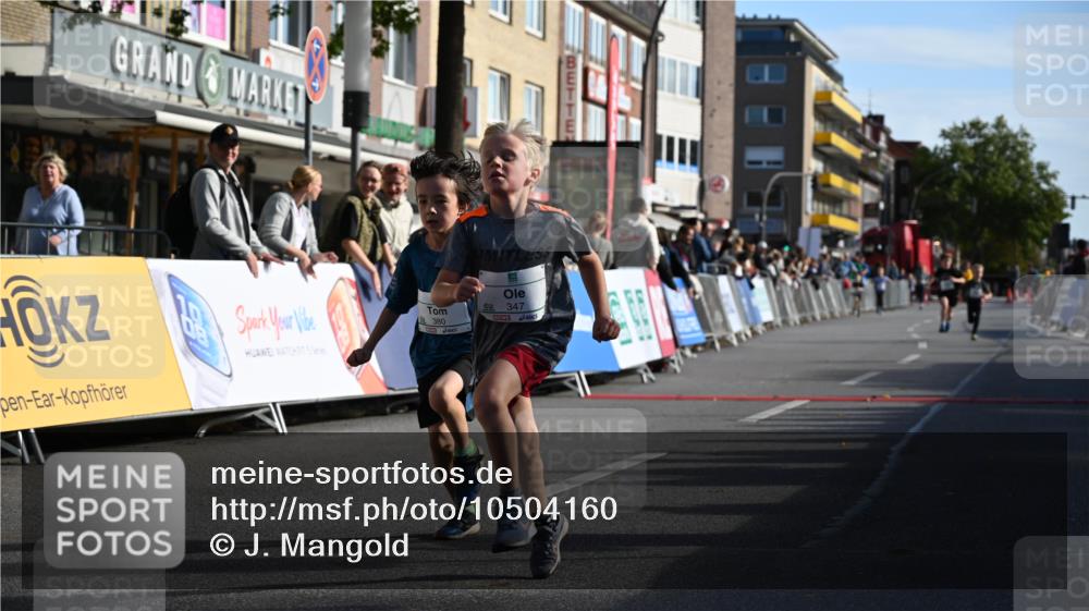 20.09.2026 - PSD Bank Halbmarathon J. Mangold http://msf.ph/oto/10504160 20.09.2026 10:30:39 Ziel 121, 149, 304, 347, 355, 380, 430, 438 meine-sportfotos.de