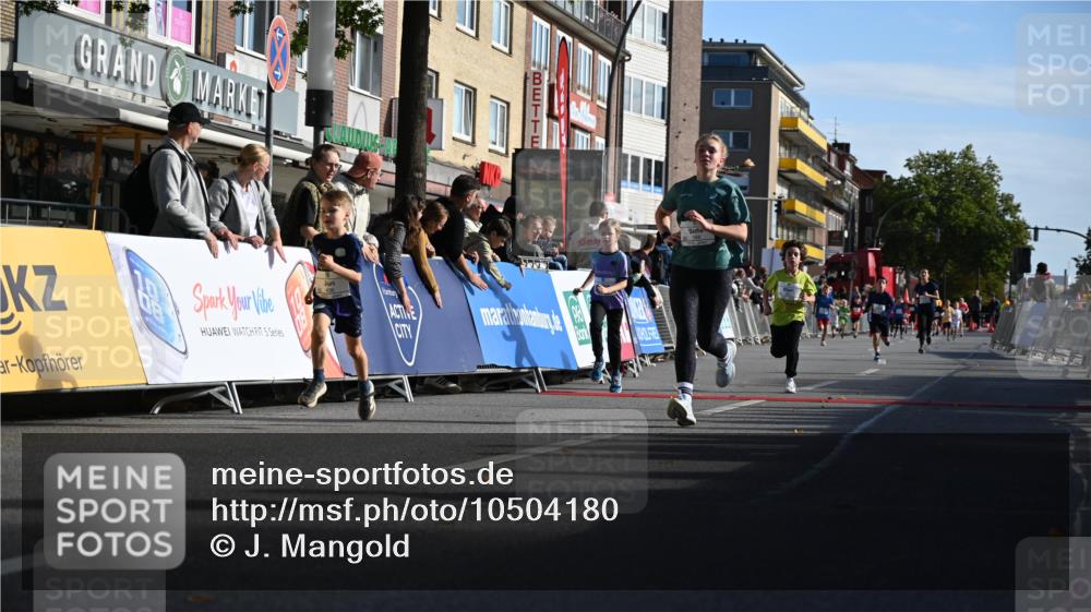 20.09.2026 - PSD Bank Halbmarathon J. Mangold http://msf.ph/oto/10504180 20.09.2026 10:30:54 Ziel 115, 388, 394, 422, 435, 436 meine-sportfotos.de