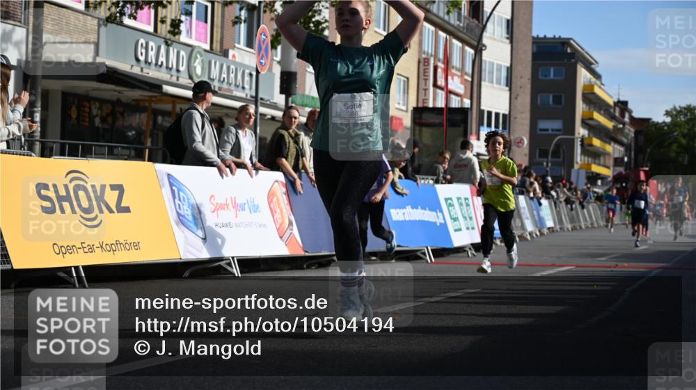20.09.2026 - PSD Bank Halbmarathon J. Mangold http://msf.ph/oto/10504194 20.09.2026 10:30:56 Ziel 115, 155, 388, 394, 422, 435, 436 meine-sportfotos.de