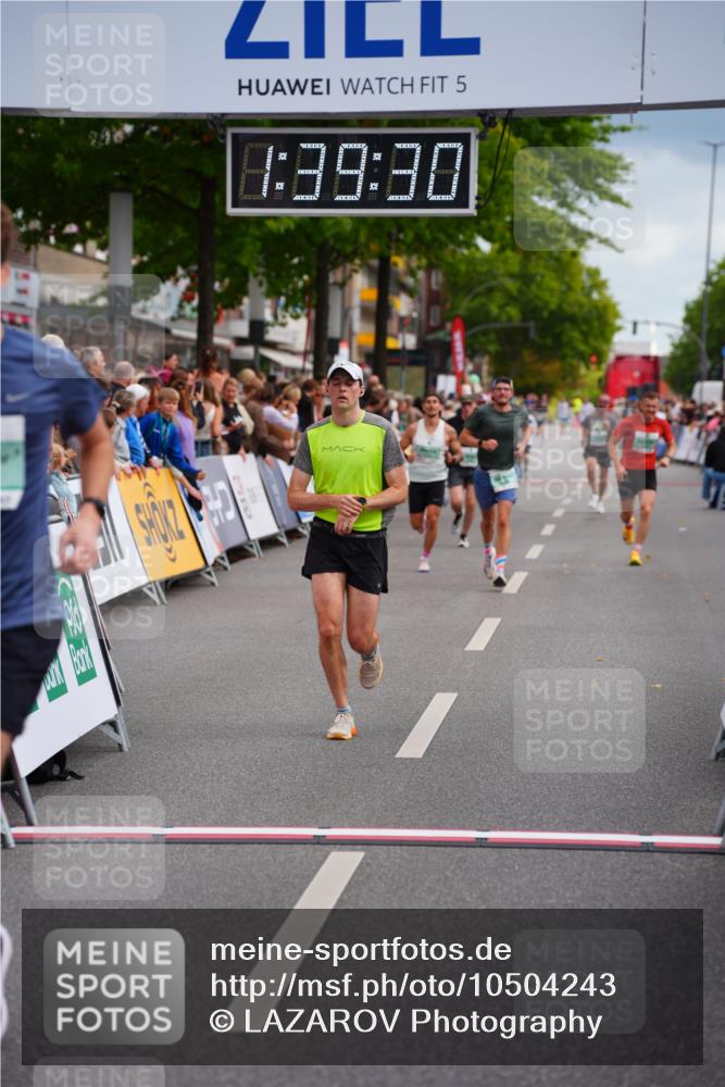 20.09.2026 - PSD Bank Halbmarathon LAZAROV Photography http://msf.ph/oto/10504243 20.09.2026 11:39:30 Ziel 2649, 3121, 3715, 4022, 4324, 4461 meine-sportfotos.de