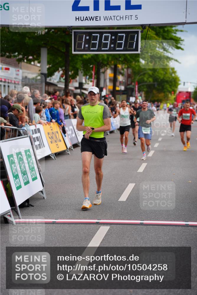 20.09.2026 - PSD Bank Halbmarathon LAZAROV Photography http://msf.ph/oto/10504258 20.09.2026 11:39:30 Ziel 2649, 3121, 3715, 4022, 4324, 4461 meine-sportfotos.de