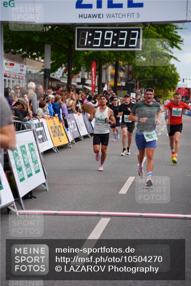 20.09.2026 - PSD Bank Halbmarathon LAZAROV Photography http://msf.ph/oto/10504270 20.09.2026 11:39:33 Ziel 1103, 1719, 2649, 3121, 4022, 4324, 4436, 4461 meine-sportfotos.de