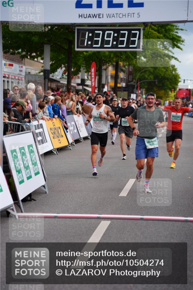 20.09.2026 - PSD Bank Halbmarathon LAZAROV Photography http://msf.ph/oto/10504274 20.09.2026 11:39:33 Ziel 1103, 1719, 2649, 3121, 4022, 4324, 4436, 4461 meine-sportfotos.de