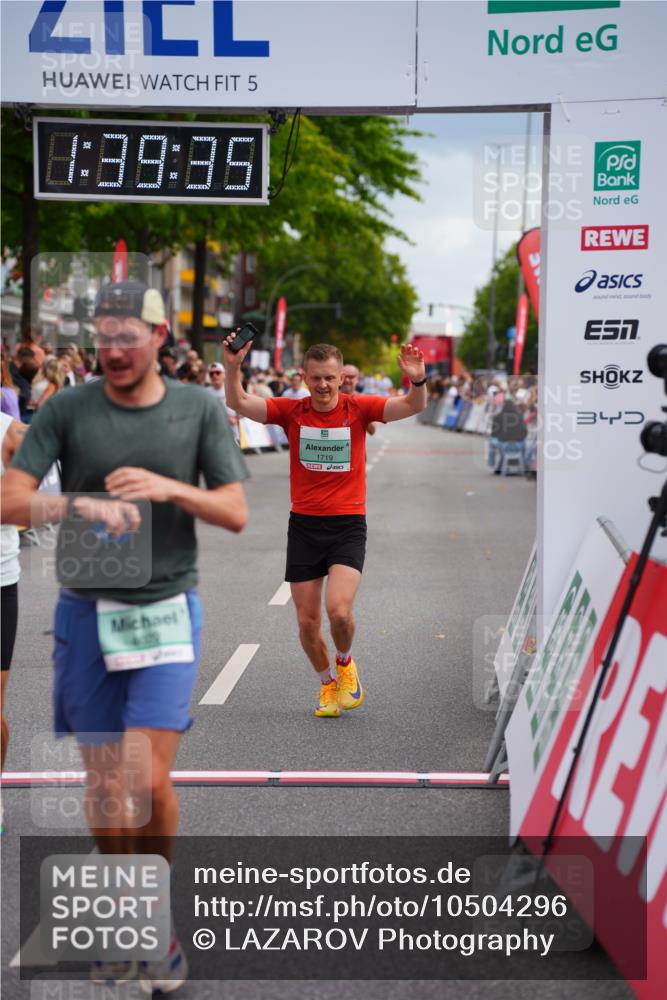 20.09.2026 - PSD Bank Halbmarathon LAZAROV Photography http://msf.ph/oto/10504296 20.09.2026 11:39:35 Ziel 1103, 1656, 1719, 2649, 2782, 3121, 4022, 4436 meine-sportfotos.de