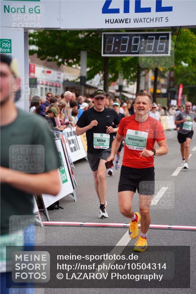 20.09.2026 - PSD Bank Halbmarathon LAZAROV Photography http://msf.ph/oto/10504314 20.09.2026 11:39:36 Ziel 1103, 1656, 1719, 2649, 2782, 3121, 3919, 4022, 4436 meine-sportfotos.de