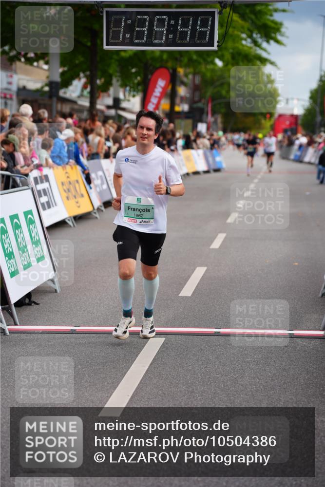 20.09.2026 - PSD Bank Halbmarathon LAZAROV Photography http://msf.ph/oto/10504386 20.09.2026 11:39:44 Ziel 1656, 1662, 2782, 3919, 4436 meine-sportfotos.de