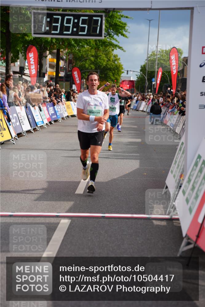 20.09.2026 - PSD Bank Halbmarathon LAZAROV Photography http://msf.ph/oto/10504417 20.09.2026 11:39:56 Ziel 1841, 4107, 4293 meine-sportfotos.de