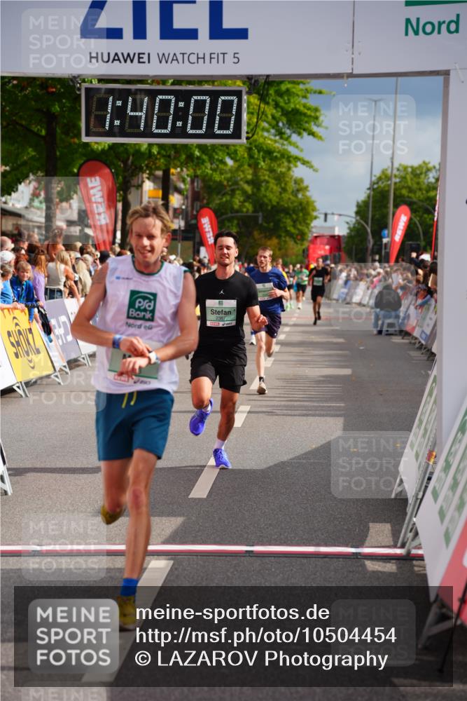20.09.2026 - PSD Bank Halbmarathon LAZAROV Photography http://msf.ph/oto/10504454 20.09.2026 11:40:00 Ziel 1841, 2387, 3596, 4107, 4293 meine-sportfotos.de