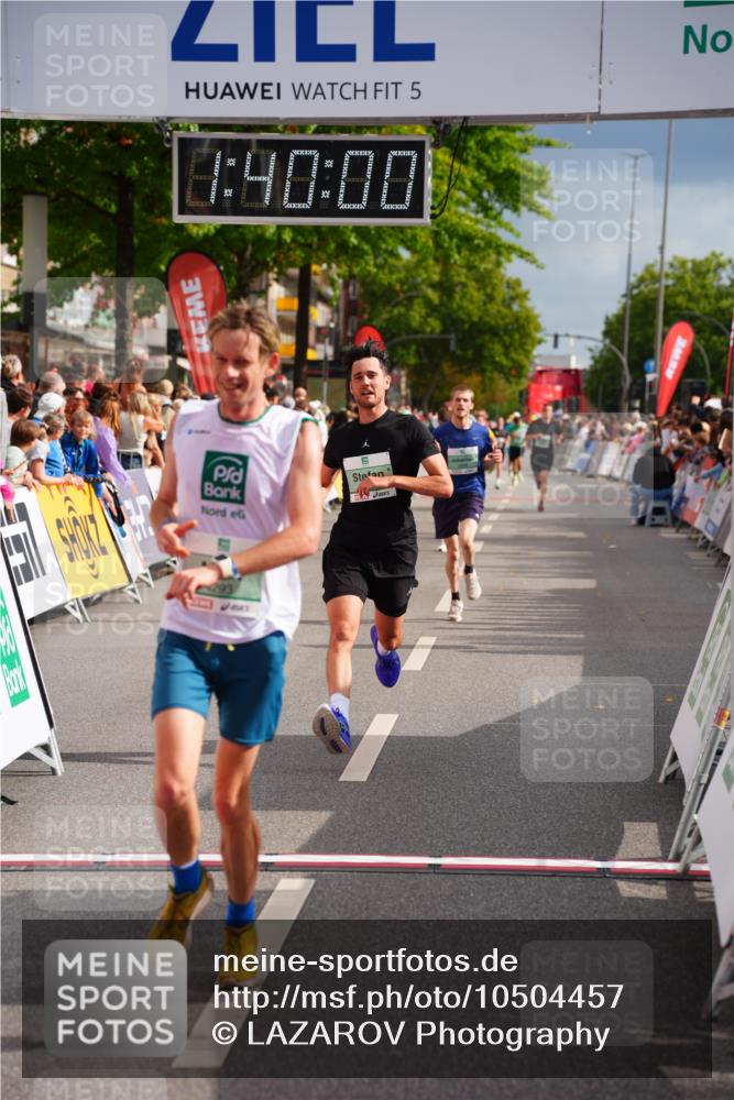 20.09.2026 - PSD Bank Halbmarathon LAZAROV Photography http://msf.ph/oto/10504457 20.09.2026 11:40:00 Ziel 1841, 2387, 3596, 4107, 4293 meine-sportfotos.de