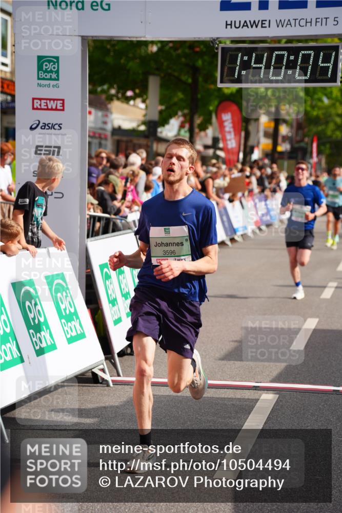 20.09.2026 - PSD Bank Halbmarathon LAZAROV Photography http://msf.ph/oto/10504494 20.09.2026 11:40:03 Ziel 1841, 2387, 3596, 4107, 4198, 4293 meine-sportfotos.de