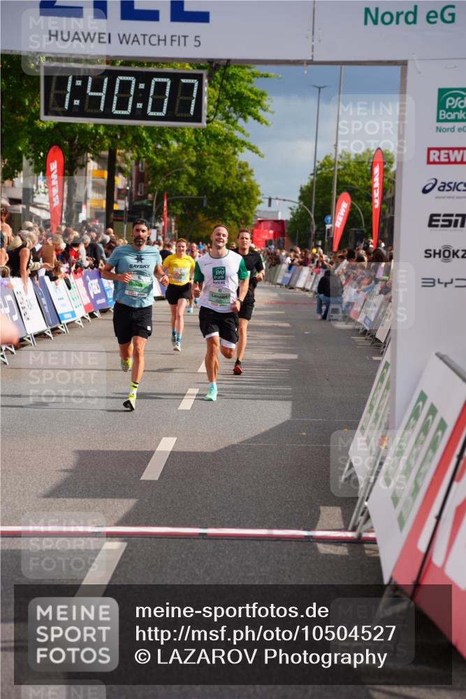 20.09.2026 - PSD Bank Halbmarathon LAZAROV Photography http://msf.ph/oto/10504527 20.09.2026 11:40:07 Ziel 2387, 3596, 3605, 4198, 4293, 4313, 4697 meine-sportfotos.de