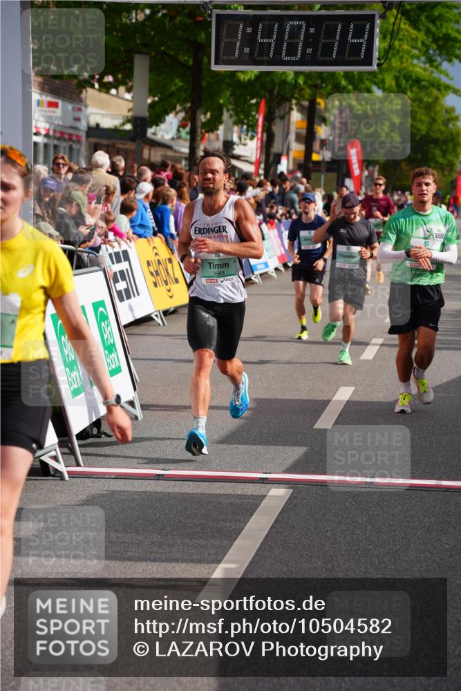 20.09.2026 - PSD Bank Halbmarathon LAZAROV Photography http://msf.ph/oto/10504582 20.09.2026 11:40:14 Ziel 1466, 3125, 3605, 3769, 3888, 4313, 4506, 4697, 4706 meine-sportfotos.de