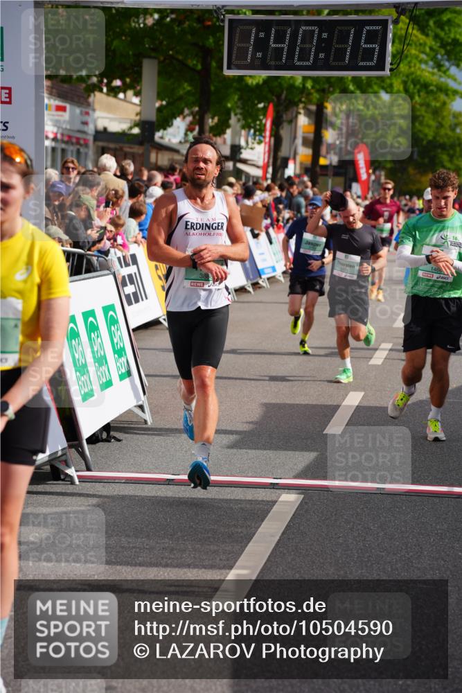 20.09.2026 - PSD Bank Halbmarathon LAZAROV Photography http://msf.ph/oto/10504590 20.09.2026 11:40:14 Ziel 1466, 3125, 3605, 3769, 3888, 4313, 4506, 4697, 4706 meine-sportfotos.de