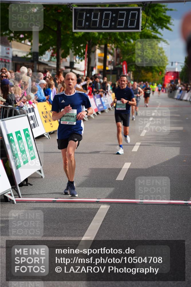 20.09.2026 - PSD Bank Halbmarathon LAZAROV Photography http://msf.ph/oto/10504708 20.09.2026 11:40:30 Ziel 1582, 2046, 2657, 3544, 3767, 4091 meine-sportfotos.de