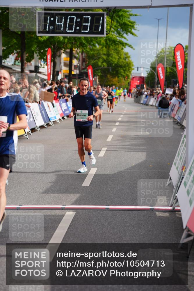 20.09.2026 - PSD Bank Halbmarathon LAZAROV Photography http://msf.ph/oto/10504713 20.09.2026 11:40:31 Ziel 1582, 2657, 3544, 4091 meine-sportfotos.de