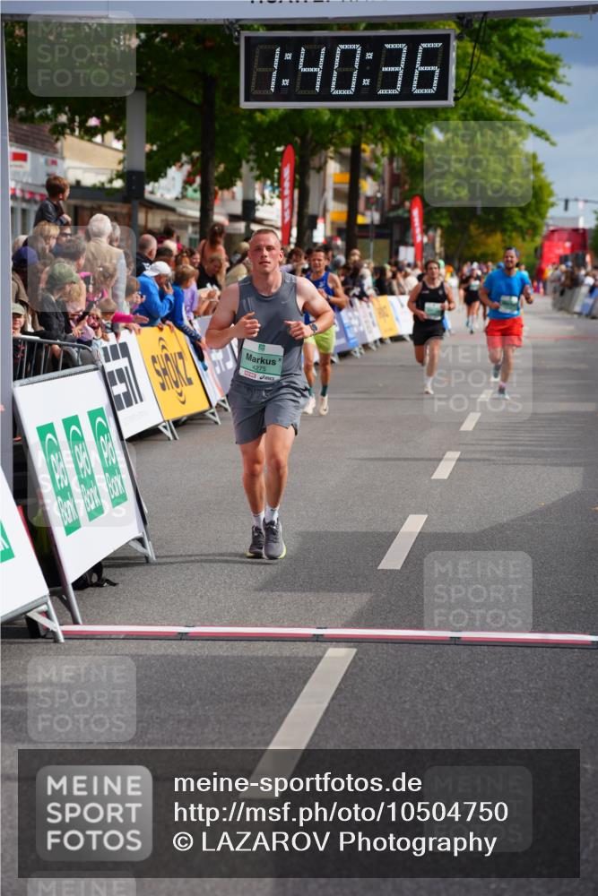 20.09.2026 - PSD Bank Halbmarathon LAZAROV Photography http://msf.ph/oto/10504750 20.09.2026 11:40:36 Ziel 1582, 2657, 3004, 4275, 4440 meine-sportfotos.de