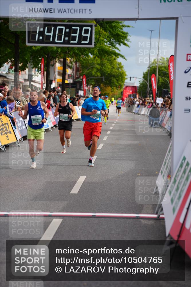 20.09.2026 - PSD Bank Halbmarathon LAZAROV Photography http://msf.ph/oto/10504765 20.09.2026 11:40:38 Ziel 1582, 2496, 2657, 3004, 4275, 4440 meine-sportfotos.de