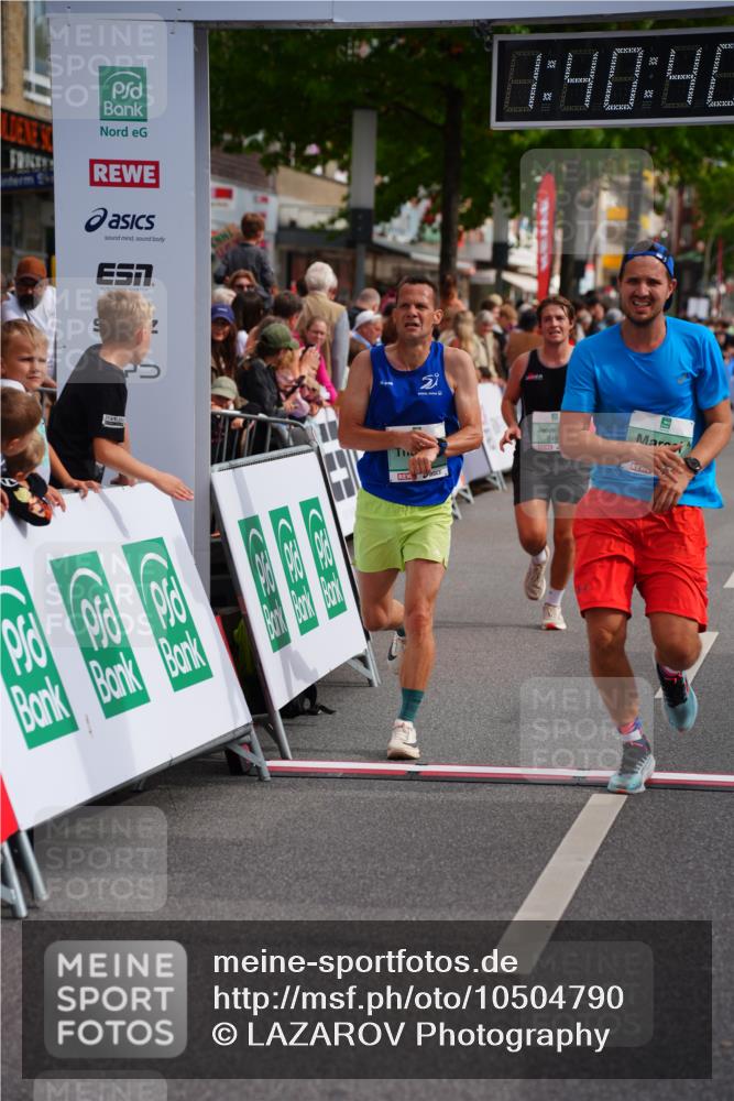 20.09.2026 - PSD Bank Halbmarathon LAZAROV Photography http://msf.ph/oto/10504790 20.09.2026 11:40:40 Ziel 1582, 2496, 3004, 4275, 4440 meine-sportfotos.de