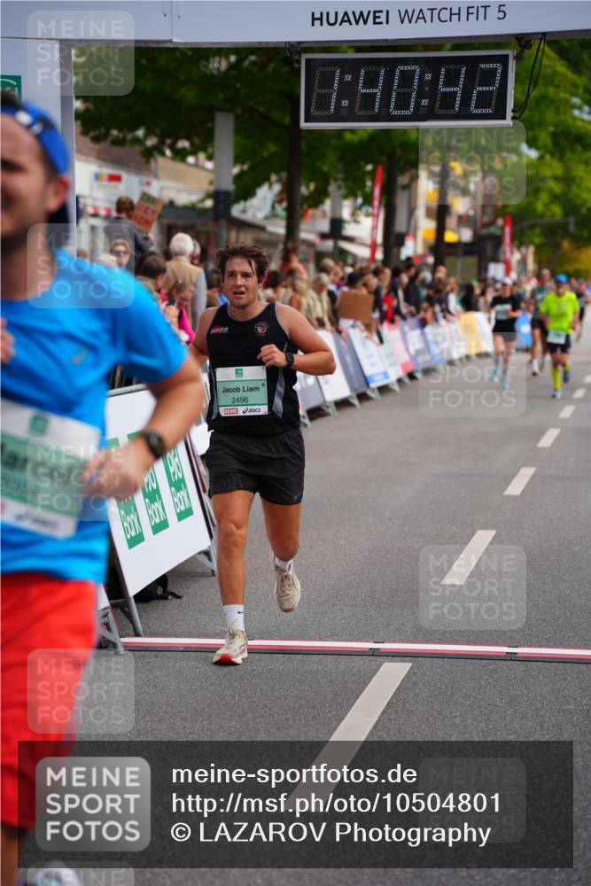 20.09.2026 - PSD Bank Halbmarathon LAZAROV Photography http://msf.ph/oto/10504801 20.09.2026 11:40:42 Ziel 2496, 3004, 4275, 4440 meine-sportfotos.de
